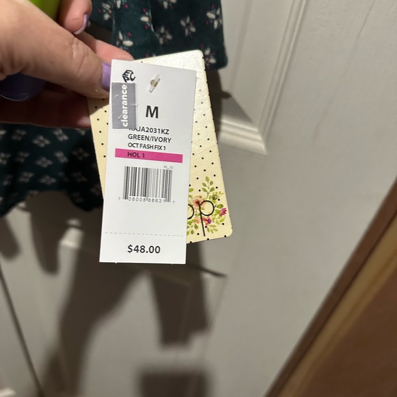 Bebop medium green dress with bell sleeves. High neck line - Picture 5 of 12